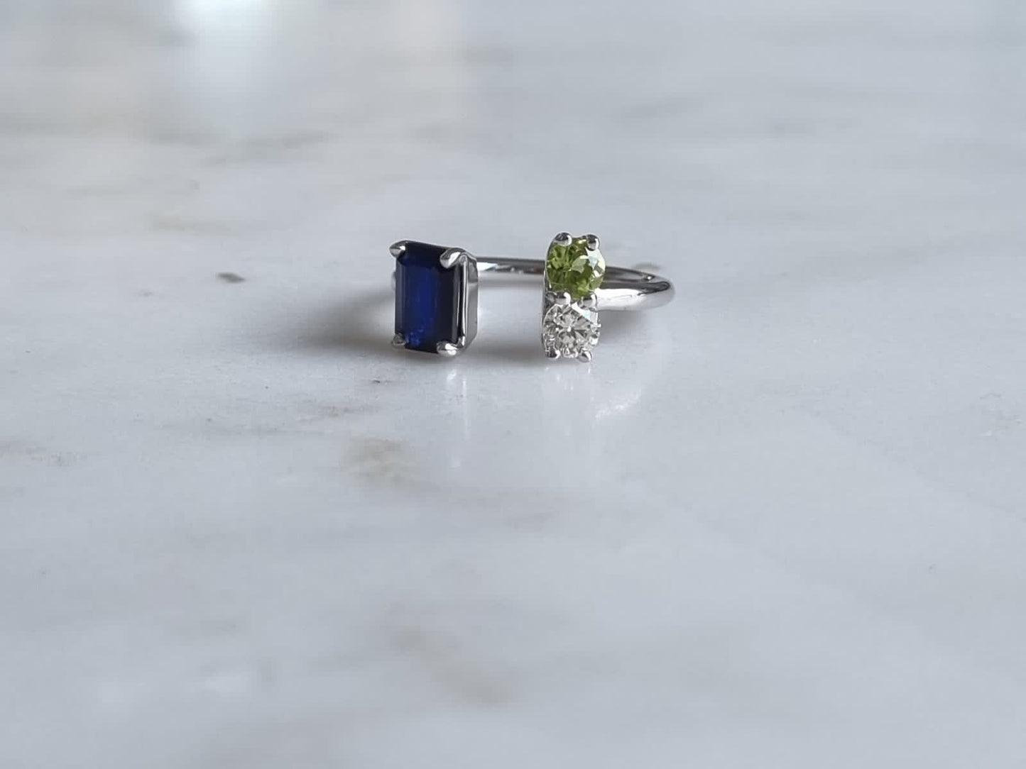 Anillo Familiar | Zafiro - Diamante - Peridoto