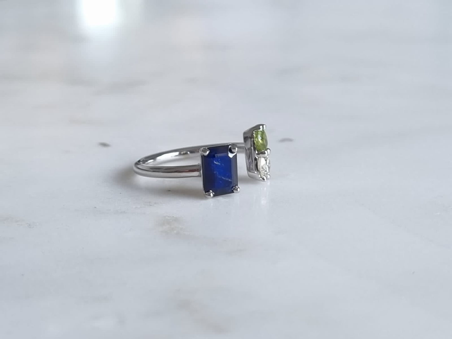 Anillo Familiar | Zafiro - Diamante - Peridoto