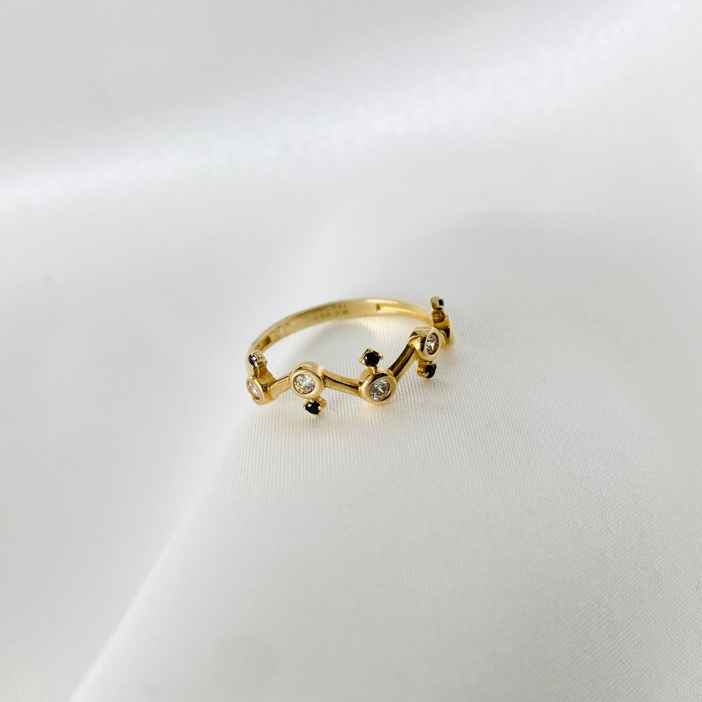 Anillo B&W 10K