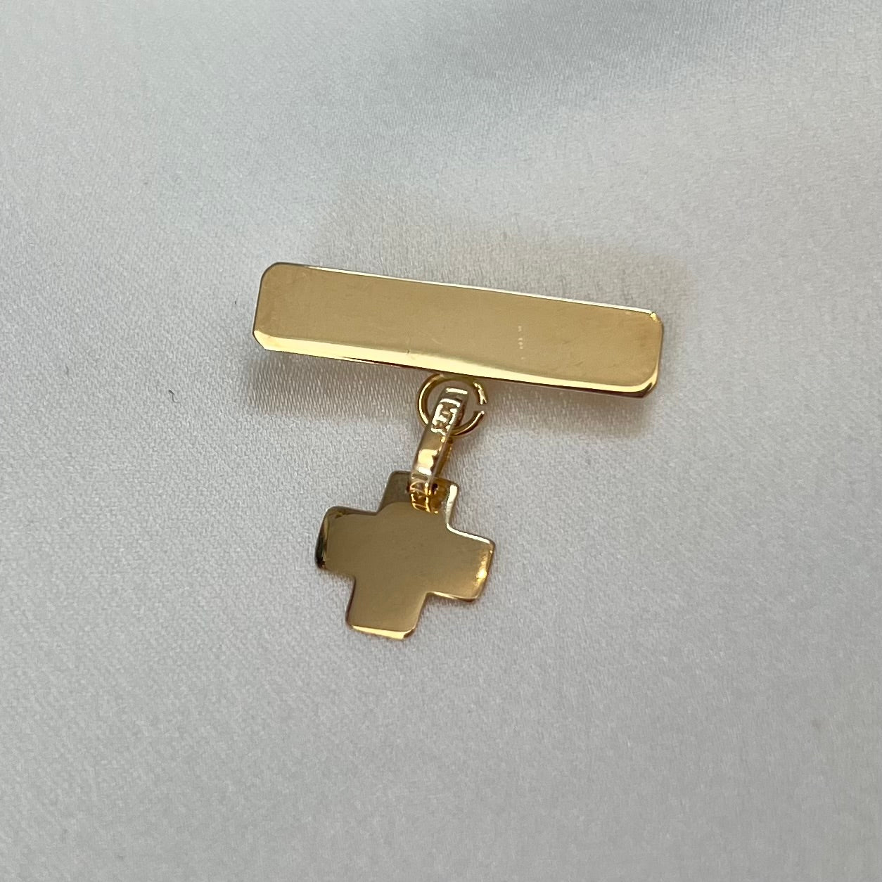 Cruz Plana Mini Cuadro 14k