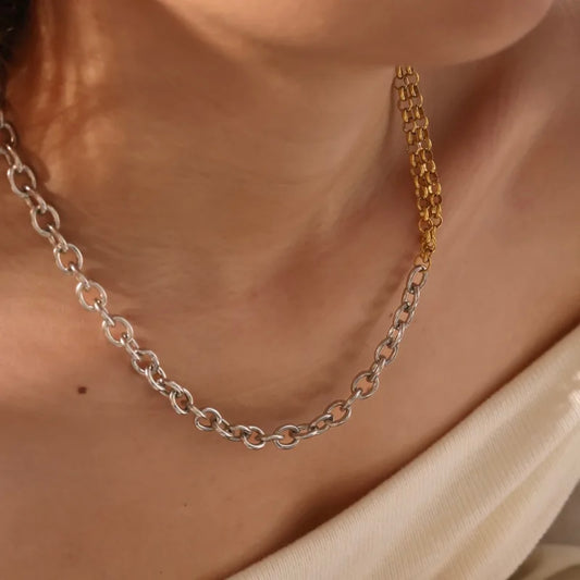 Bella Necklace