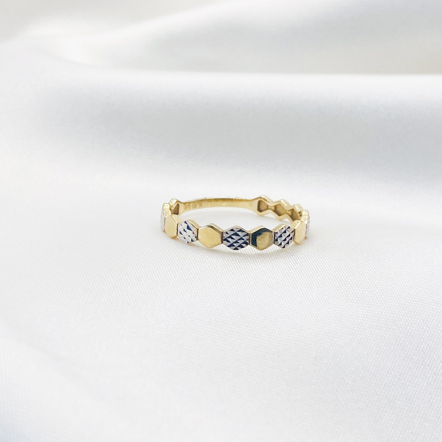 Anillo Hexágonos 10K
